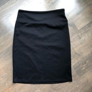 Black pencil skirt